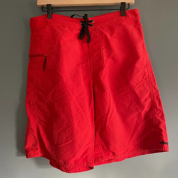 Patagonia Swim Patagonia Mens Hybrid Board Shorts 34 Red Swim Surf